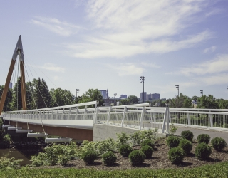 Trois-Soeurs Pedestrian Bridge