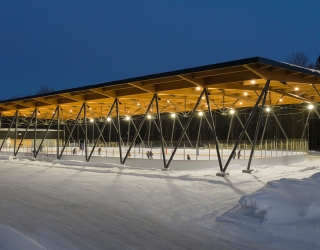 Patinoire couverture du parc des Saphirs (domaine du Boisé)