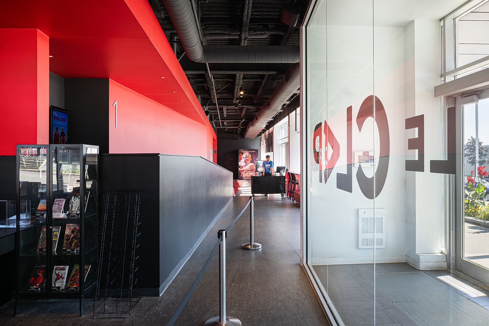 Le Clap cinemas