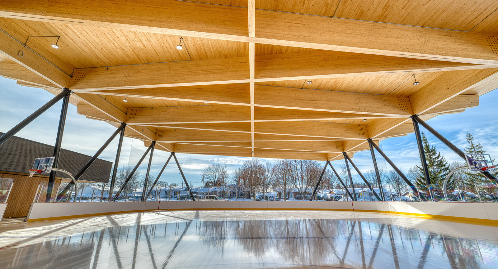 Terre-des-Jeunes Park Multifunctional Complex