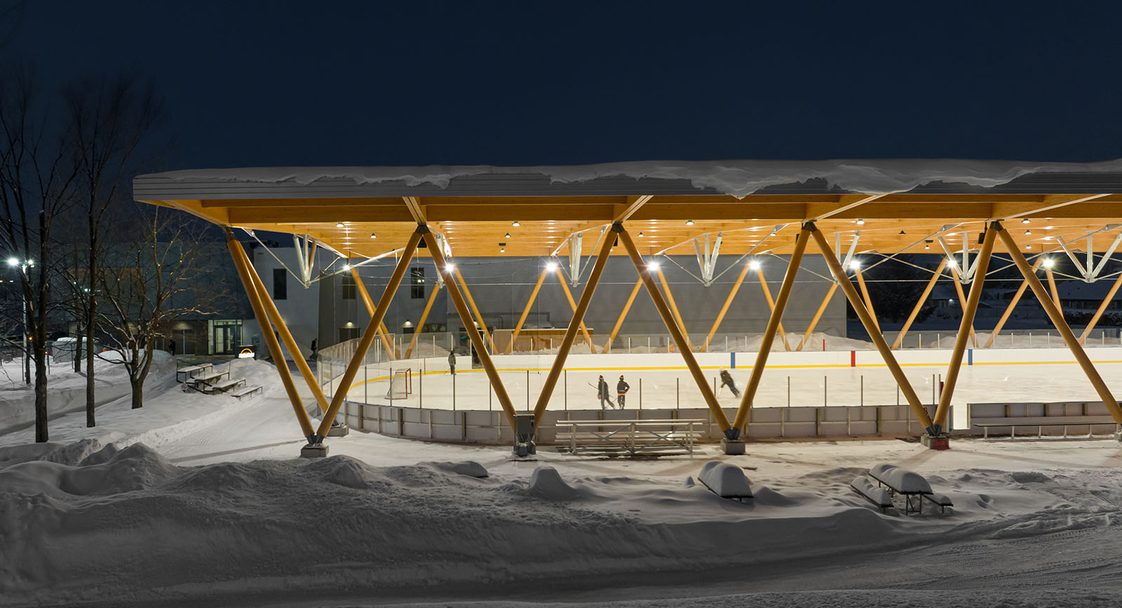 Espace Philippe-Boucher refrigerated skating rink